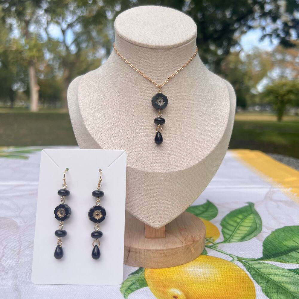 Black Dahlia Floral Flower Onyx Obsidian Czech Glass Dark Romance Fun Goth Set
